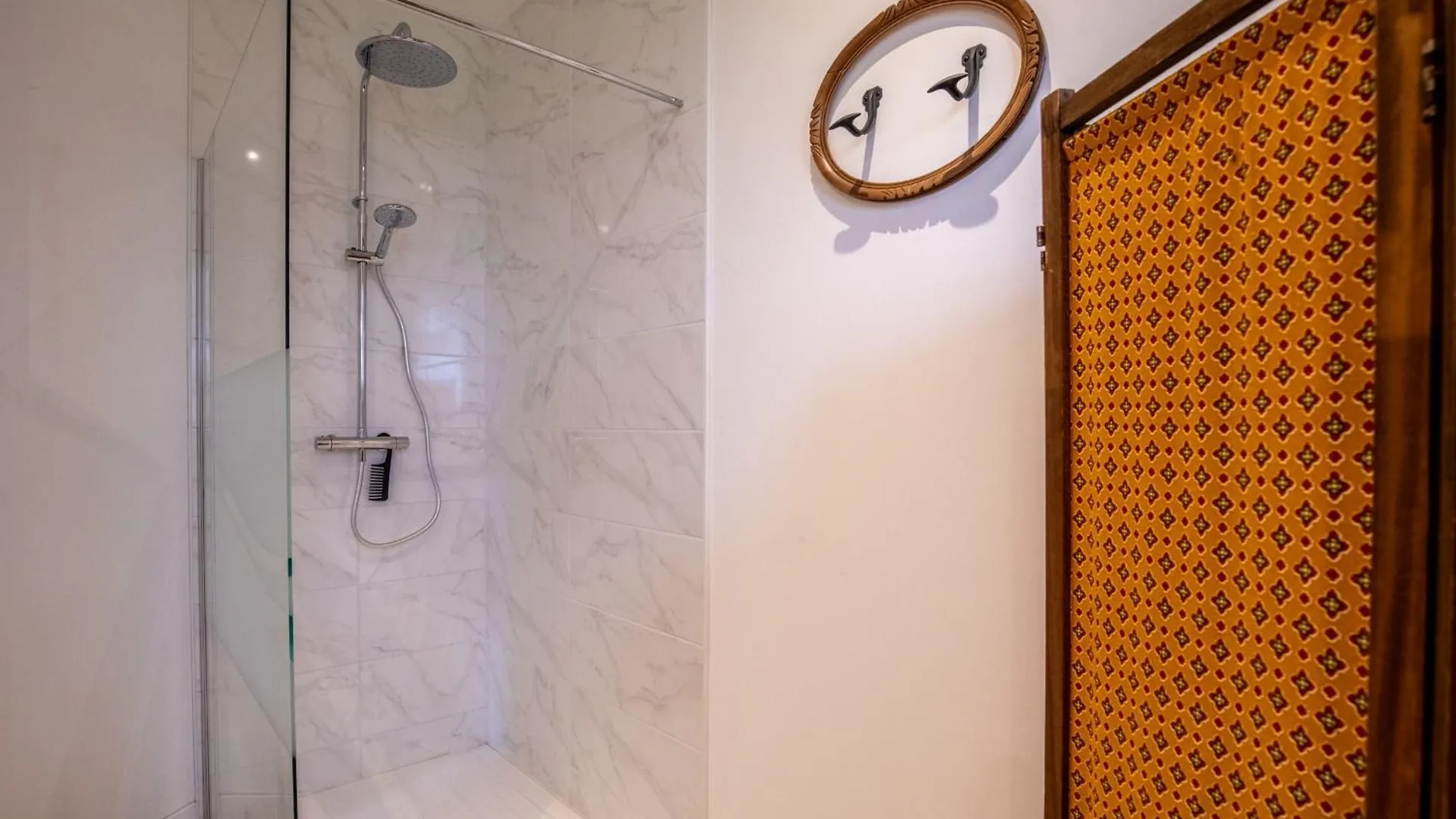 Domaine Les Hilliers Bed and Breakfast Bains-sur-Oust Bed & Breakfast