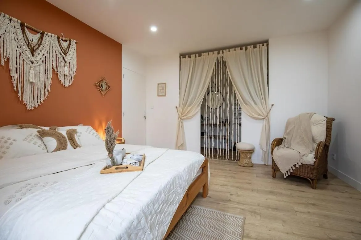 Domaine Les Hilliers Bed and Breakfast Bains-sur-Oust Bed & Breakfast